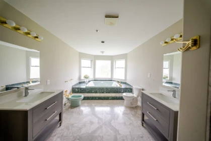 Powder Room Photo of 40895 Henderson Road, Columbia Valley, BC
