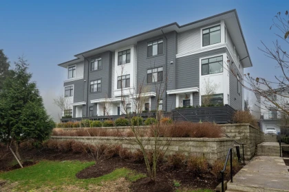 109 15235 Sitka Drive, Surrey, BC, Surrey — Townhouse for sale