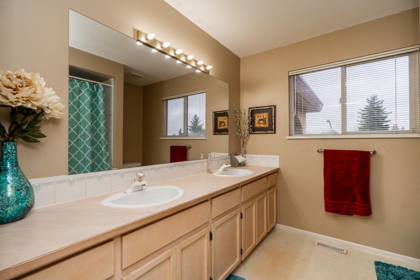 Hallway Photo of 13732 58 Avenue, Surrey, BC