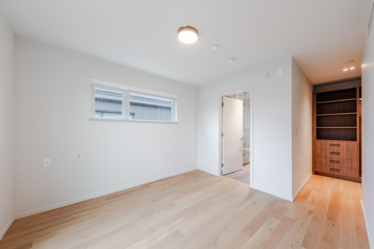 Backyard Photo of 131 765 W 49th Avenue, Vancouver, BC