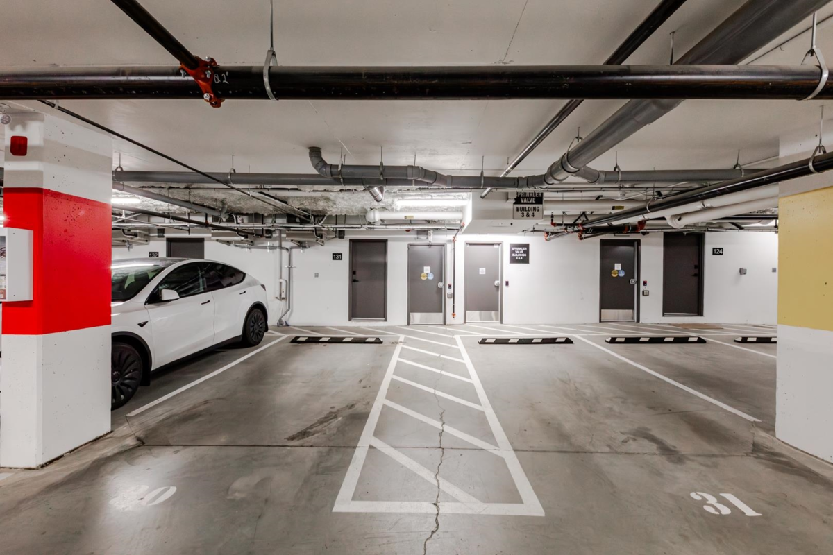 Guest Bathroom Photo of 131 765 W 49th Avenue, Vancouver, BC