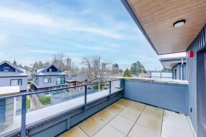 Swimming Pool Photo of 131 765 W 49th Avenue, Vancouver, BC