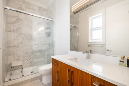Powder Room Photo of 15699 77b Avenue, Surrey, BC