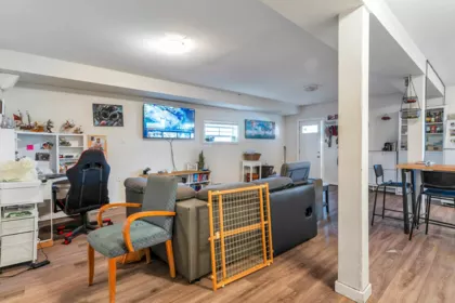 Basement Recreation Room Photo of 5755 Dumfries Street, Vancouver, BC