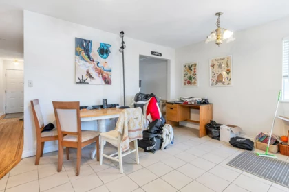 Breakfast Nook Photo of 5755 Dumfries Street, Vancouver, BC