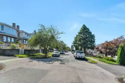 5755 Dumfries Street, Vancouver, BC, Vancouver — Single Family Residence for sale