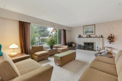 Family Room Photo of 11138 84b Avenue, Delta, BC