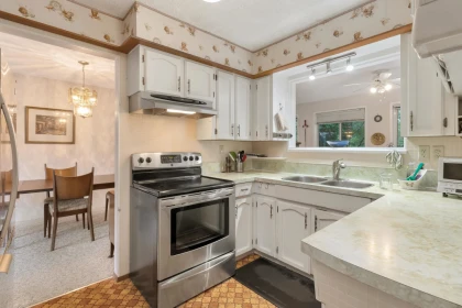 Kitchen Photo of 11138 84b Avenue, Delta, BC