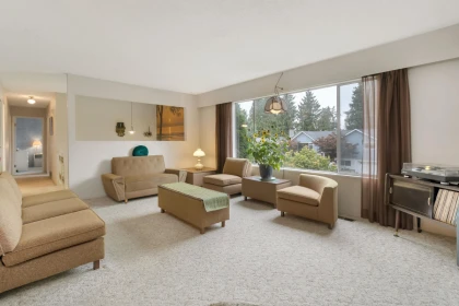 Living Room Photo of 11138 84b Avenue, Delta, BC