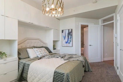 Bedroom 4 Photo of 418 14855 Thrift Avenue, White Rock, BC