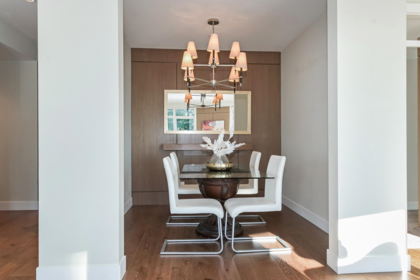 418 14855 Thrift Avenue, White Rock, BC