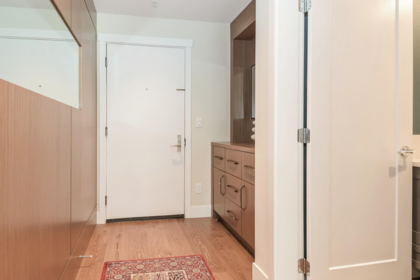 Office / Den Photo of 418 14855 Thrift Avenue, White Rock, BC