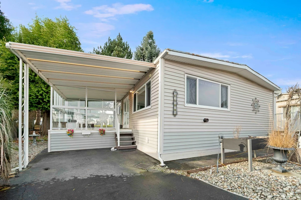 Exterior Front Photo of 15810 Norfolk Road, Surrey, BC