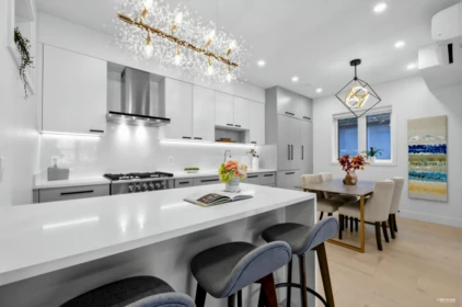 Kitchen Island Photo of 3172 W 26th Avenue, Vancouver, BC