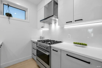 Kitchen Photo of 3172 W 26th Avenue, Vancouver, BC