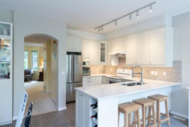10 7500 Cumberland Street, Burnaby, BC