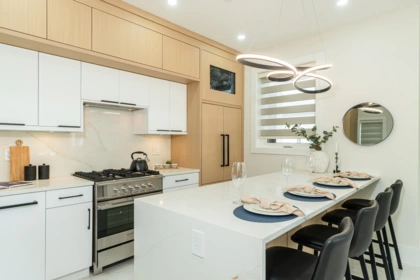 Breakfast Nook Photo of 1552 W 66th Avenue, Vancouver, BC