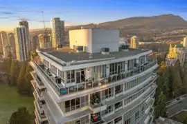 2903 3093 Windsor Gate, Coquitlam, BC