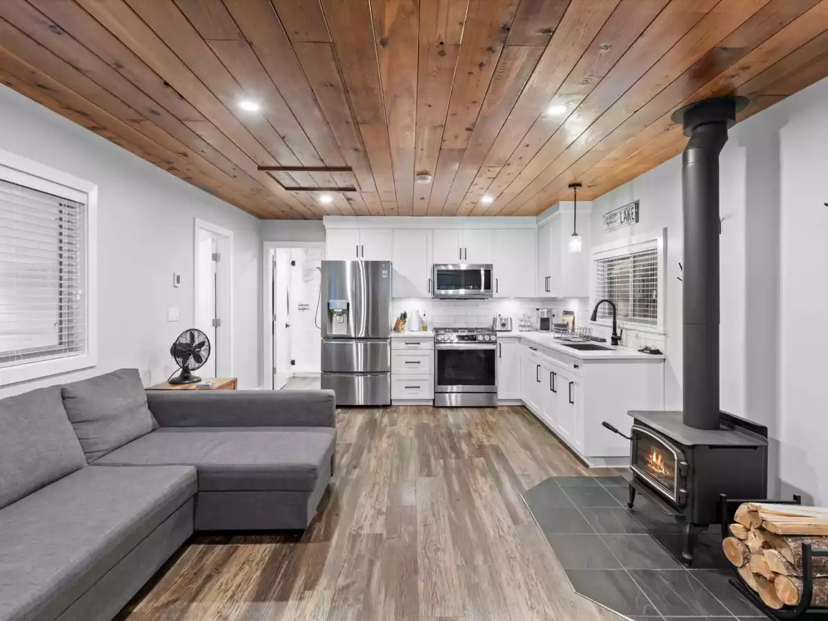 Kitchen Photo of 5102 Paulsen Road, Chilliwack, BC