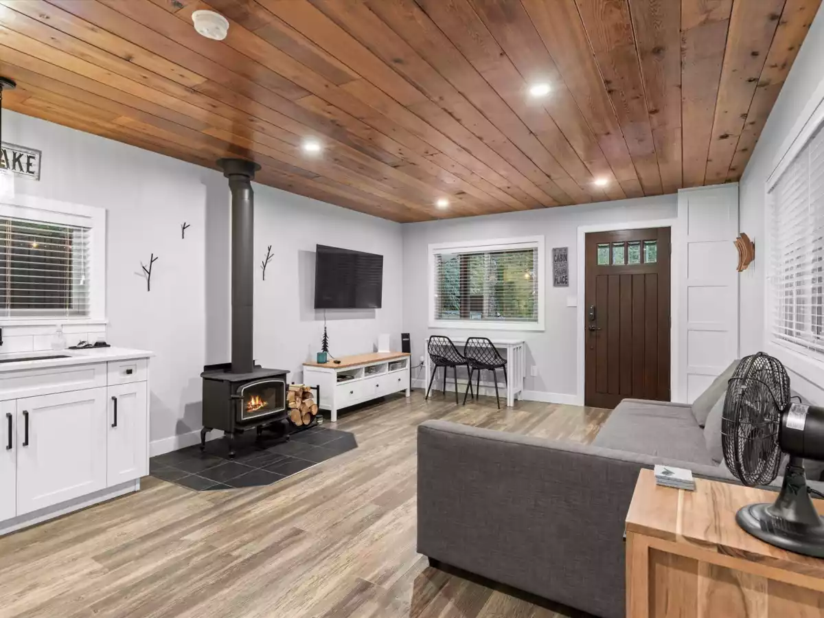 Pantry Photo of 5102 Paulsen Road, Chilliwack, BC