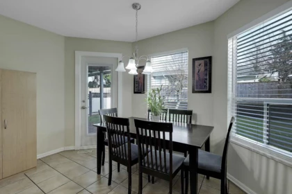 Hallway Photo of 6378 124 Street, Surrey, BC