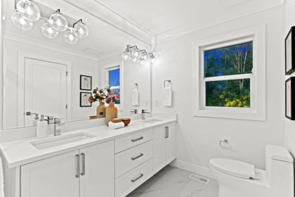 Hallway Photo of 102 16621 18 Avenue, Surrey, BC