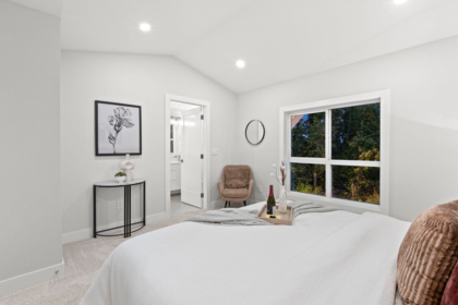 Mudroom Photo of 102 16621 18 Avenue, Surrey, BC