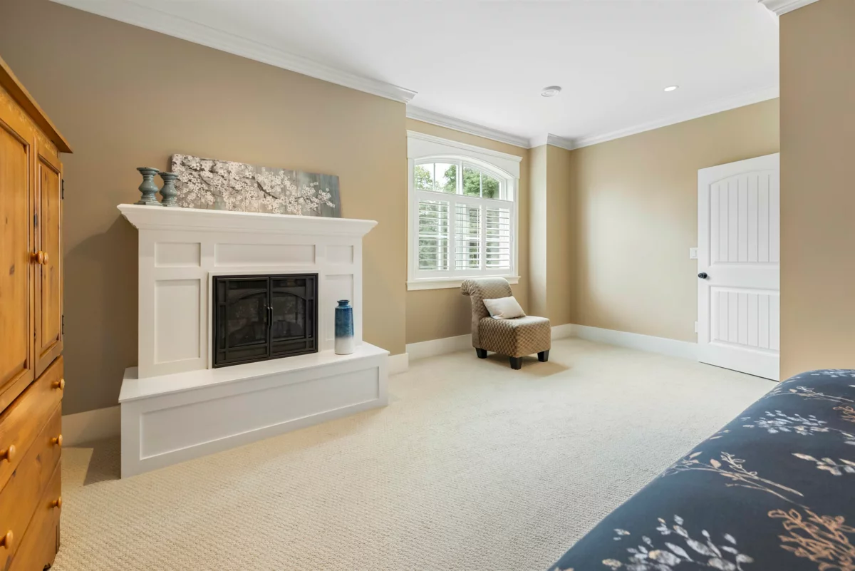 Hallway Photo of 21949 6 Avenue, Langley, BC