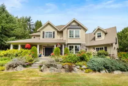 21949 6 Avenue, Langley, BC, Campbell Valley — 4 bed single family residence for sale