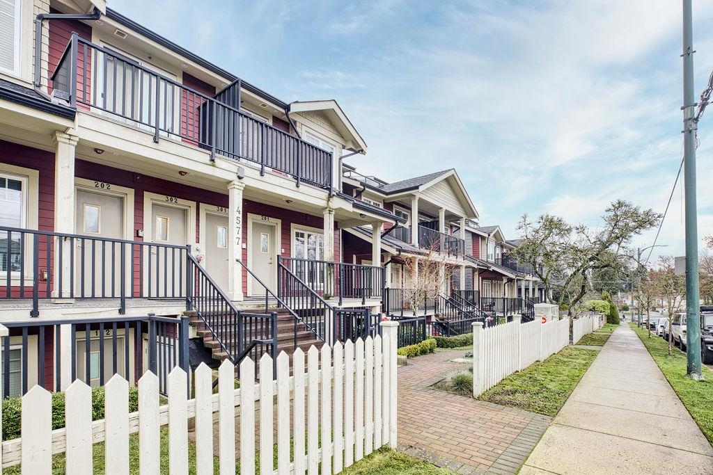 Laundry Room Photo of 201 4577 Slocan Street, Vancouver, BC