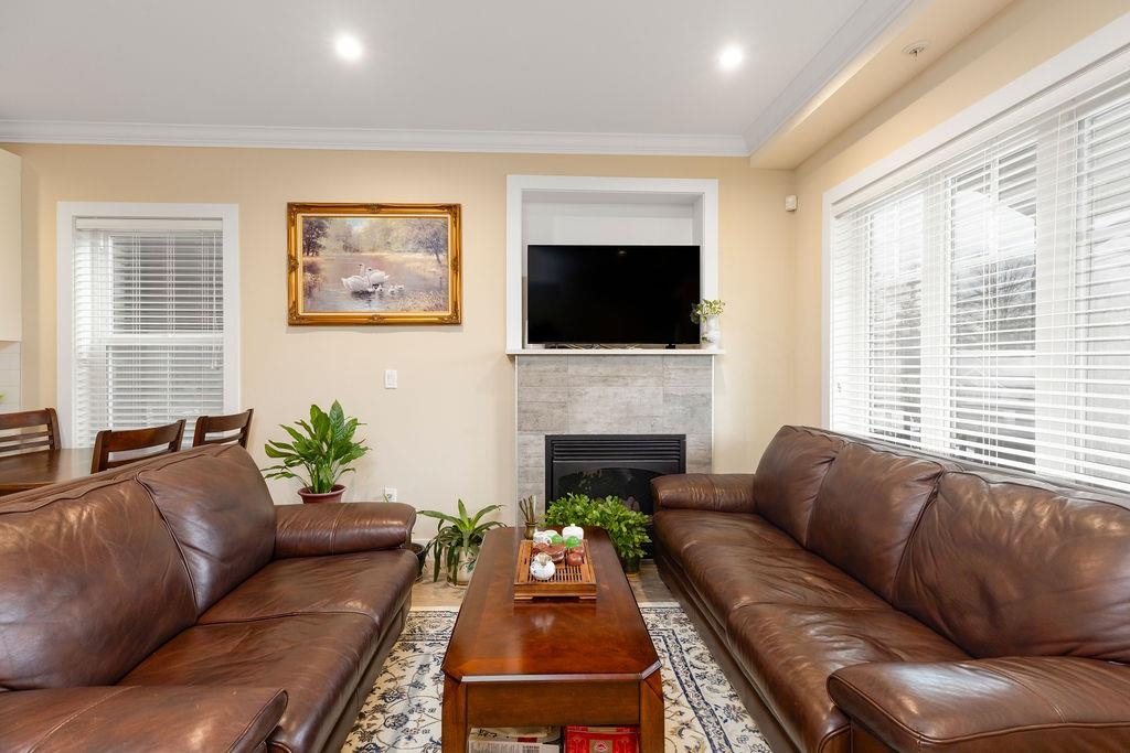 Office / Den Photo of 201 4577 Slocan Street, Vancouver, BC