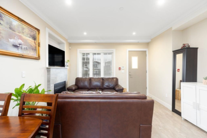 201 4577 Slocan Street, Vancouver, BC