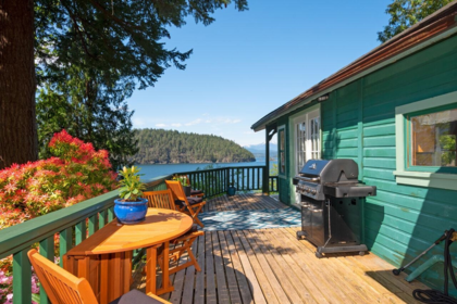 Exterior Rear Photo of 1587 Mount Gardner Road, Bowen Island, BC