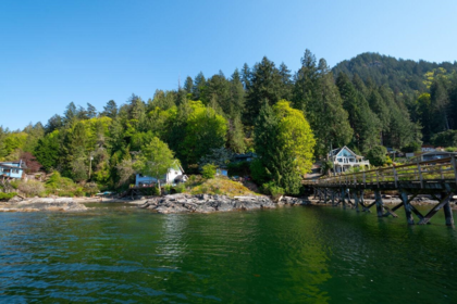 Front Yard Photo of 1587 Mount Gardner Road, Bowen Island, BC