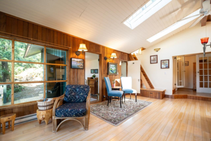 Kitchen Photo of 1587 Mount Gardner Road, Bowen Island, BC