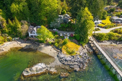 Outdoor Kitchen Photo of 1587 Mount Gardner Road, Bowen Island, BC