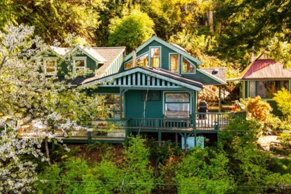 Swimming Pool Photo of 1587 Mount Gardner Road, Bowen Island, BC