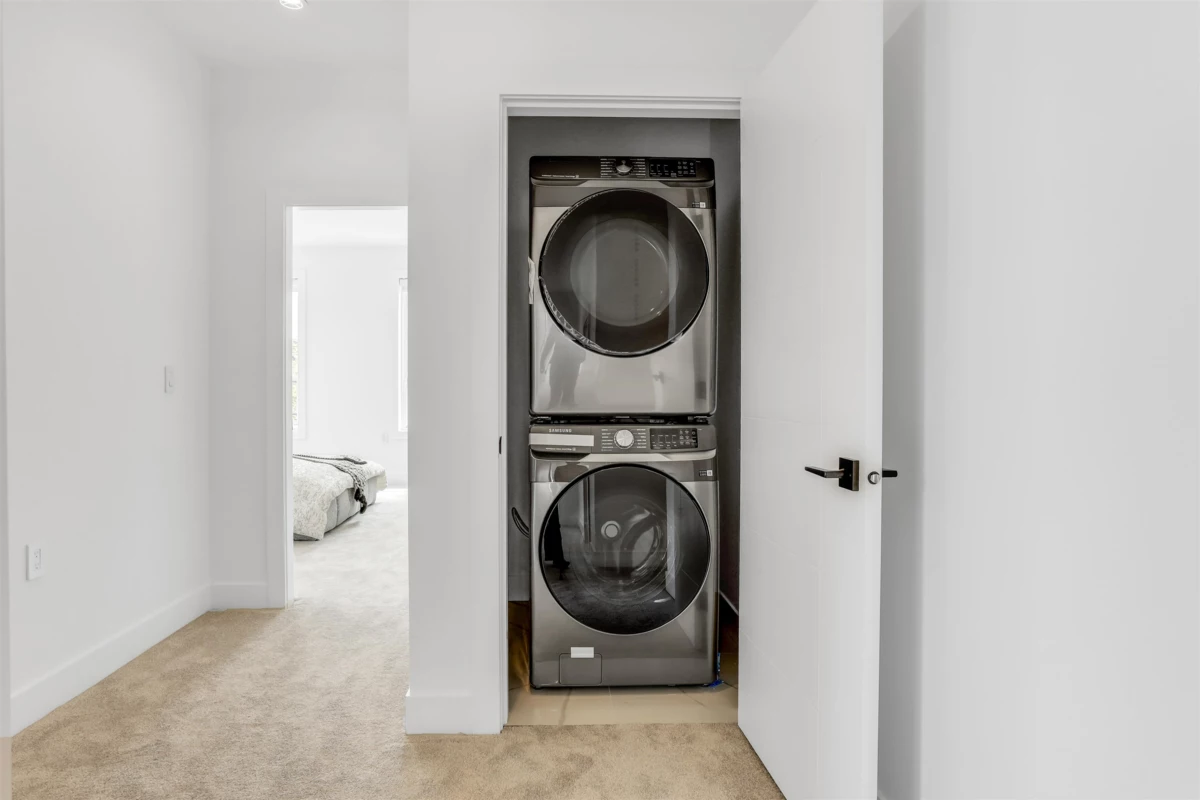 Entry Foyer Photo of 20961 83 Avenue, Langley, BC