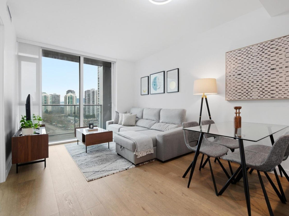 Family Room Photo of 905 6000 Mckay Avenue, Burnaby, BC