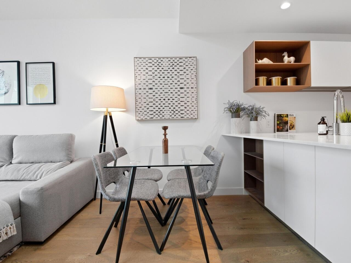 Kitchen Photo of 905 6000 Mckay Avenue, Burnaby, BC