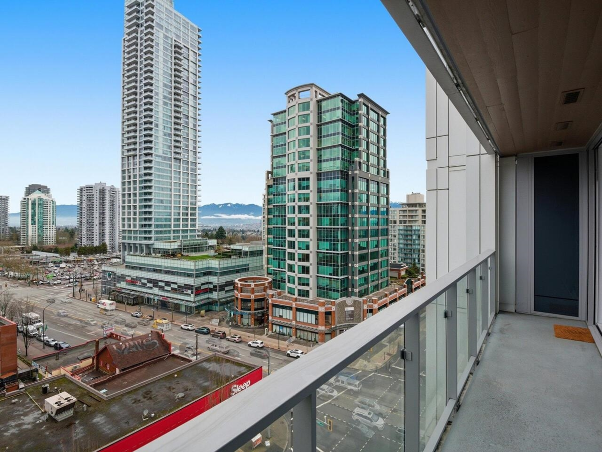 Laundry Room Photo of 905 6000 Mckay Avenue, Burnaby, BC