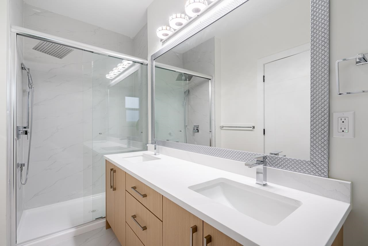 Kitchen Island Photo of 102 13661 59 Avenue, Surrey, BC