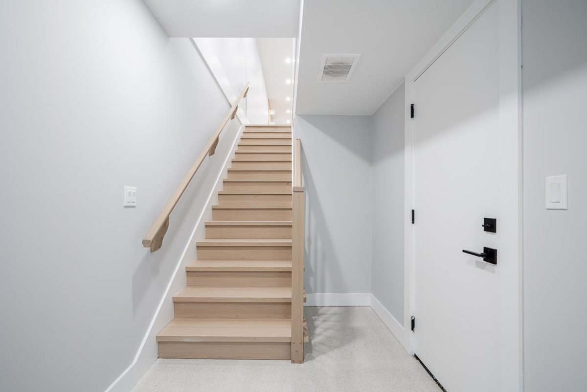 Loft / Bonus Room Photo of 102 13661 59 Avenue, Surrey, BC