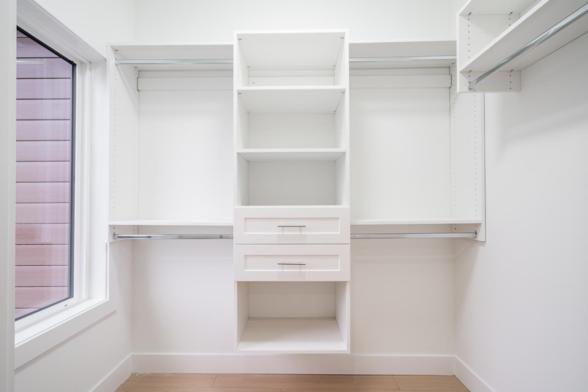 Pantry Photo of 102 13661 59 Avenue, Surrey, BC