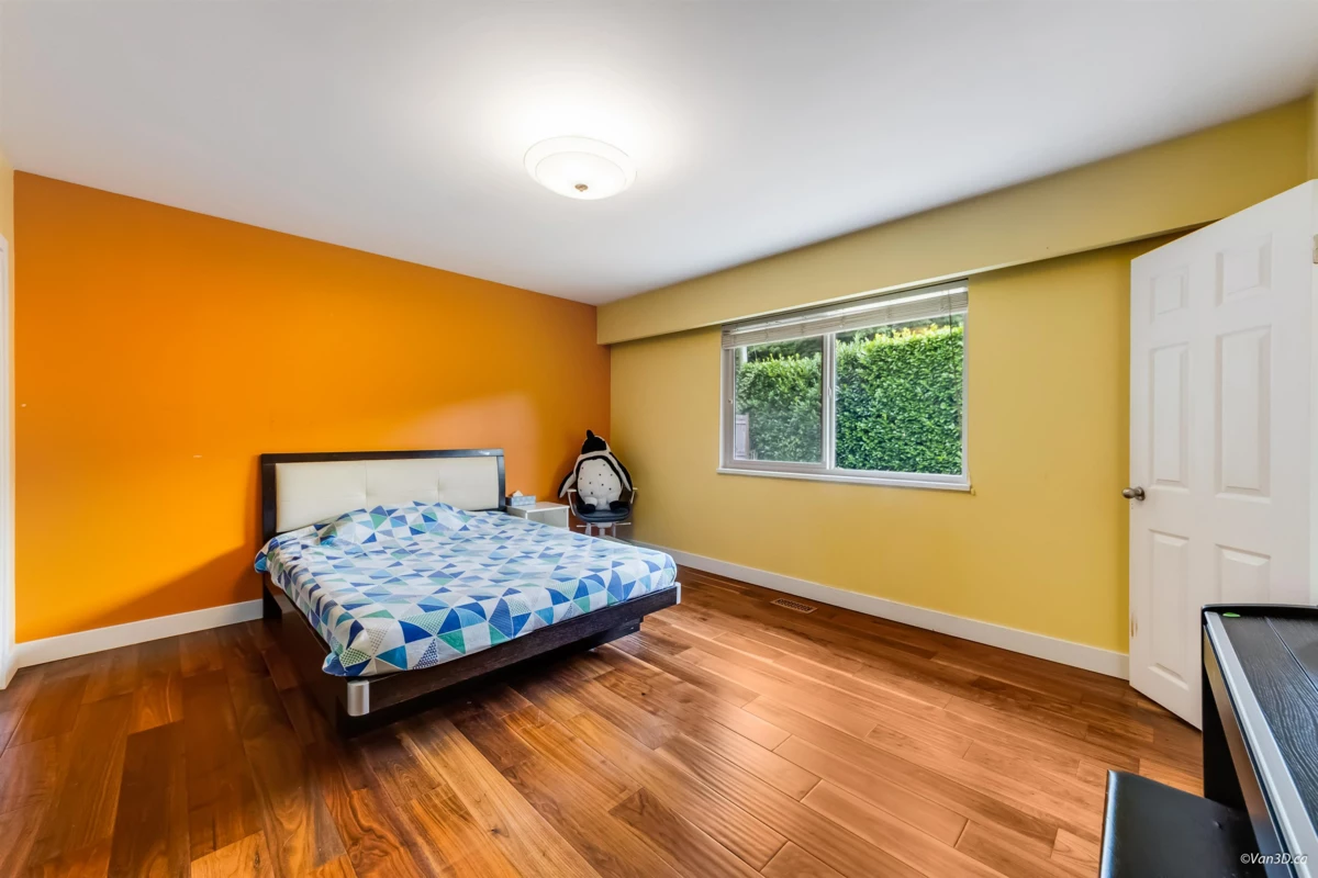 Hallway Photo of 4145 Ripple Road, West Vancouver, BC