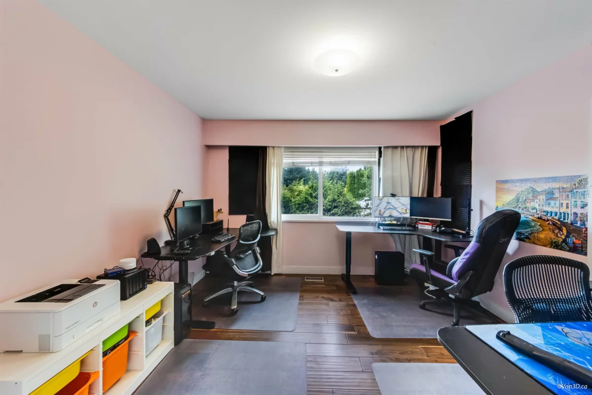Mudroom Photo of 4145 Ripple Road, West Vancouver, BC