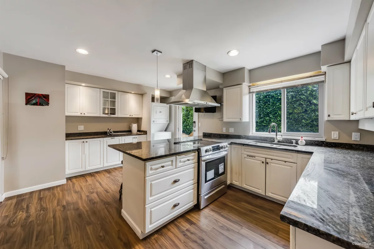 Powder Room Photo of 4145 Ripple Road, West Vancouver, BC