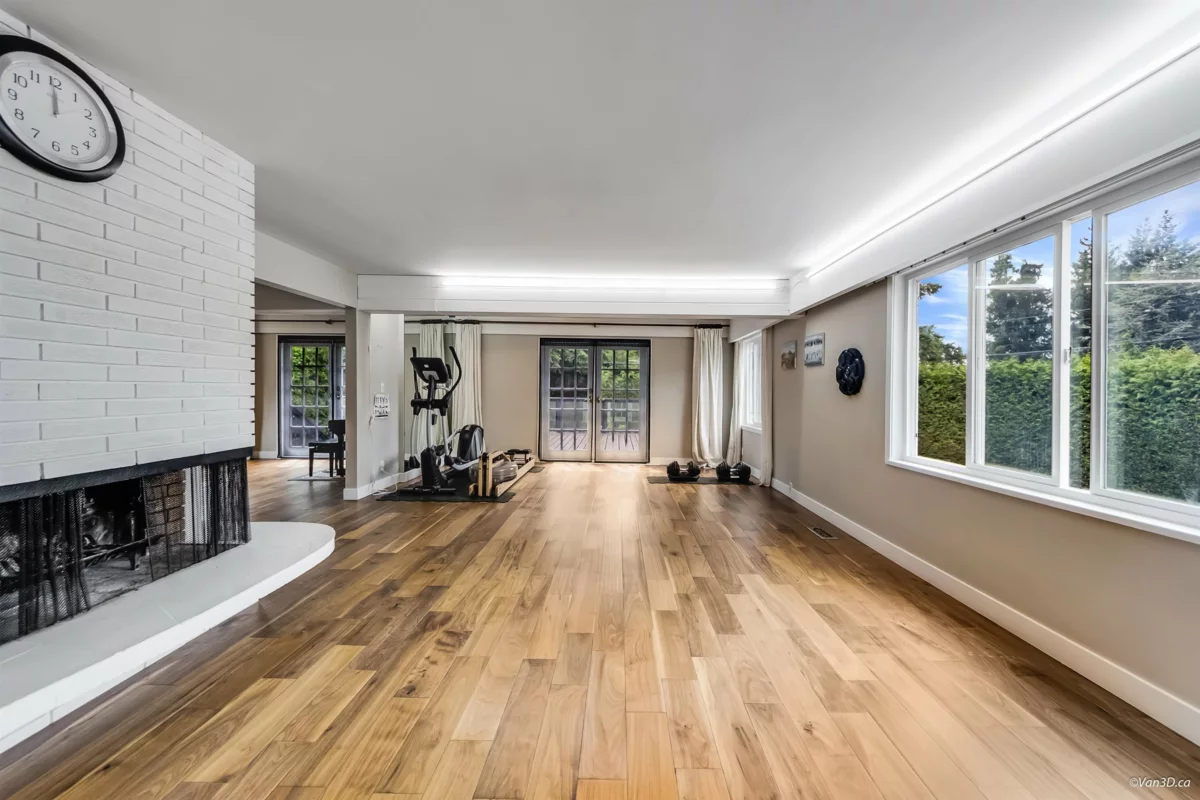 Primary Bathroom Photo of 4145 Ripple Road, West Vancouver, BC