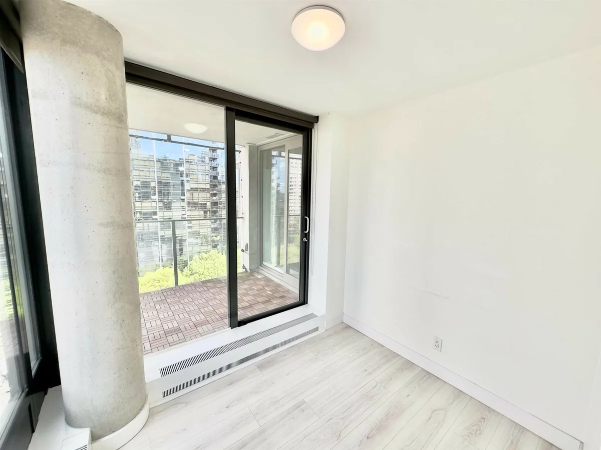 Breakfast Nook Photo of 1608 1133 Hornby Street, Vancouver, BC