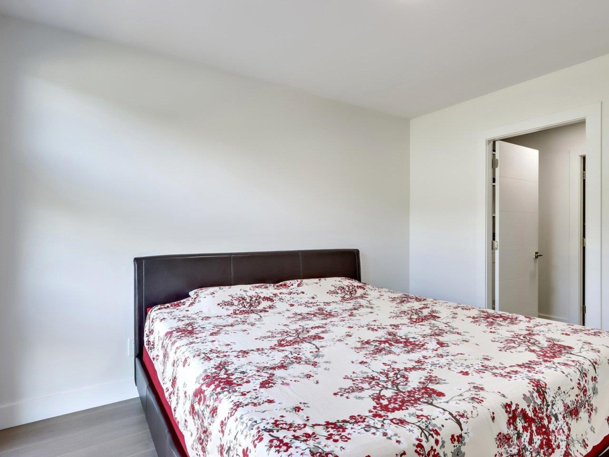 Guest Bathroom Photo of 103 906 Quadling Avenue, Coquitlam, BC